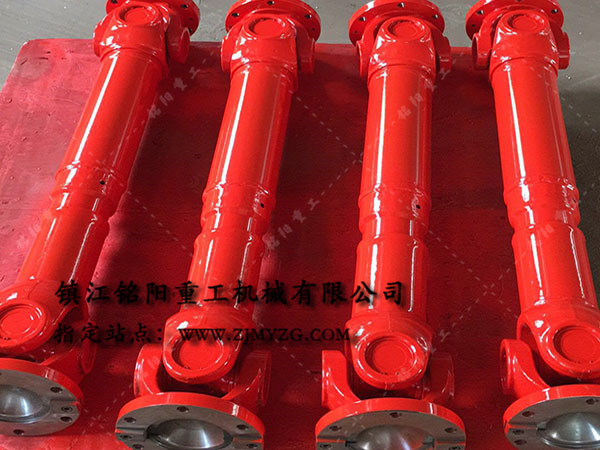 新式整體叉頭式萬(wàn)向聯(lián)軸器是冶金、軋鋼等機(jī)械設(shè)備的優(yōu)選傳動(dòng)件-萬(wàn)向聯(lián)軸器